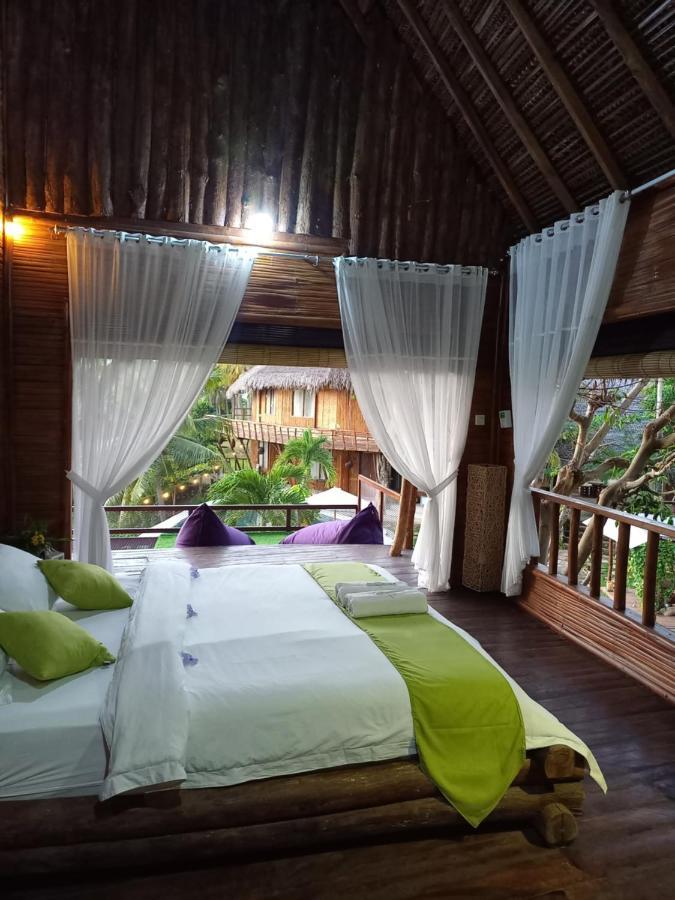 Gading Tree House Villa Batununggul Ngoại thất bức ảnh