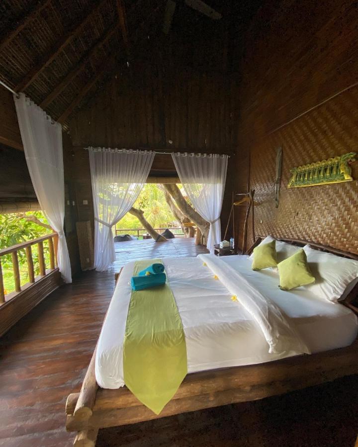 Gading Tree House Villa Batununggul Ngoại thất bức ảnh