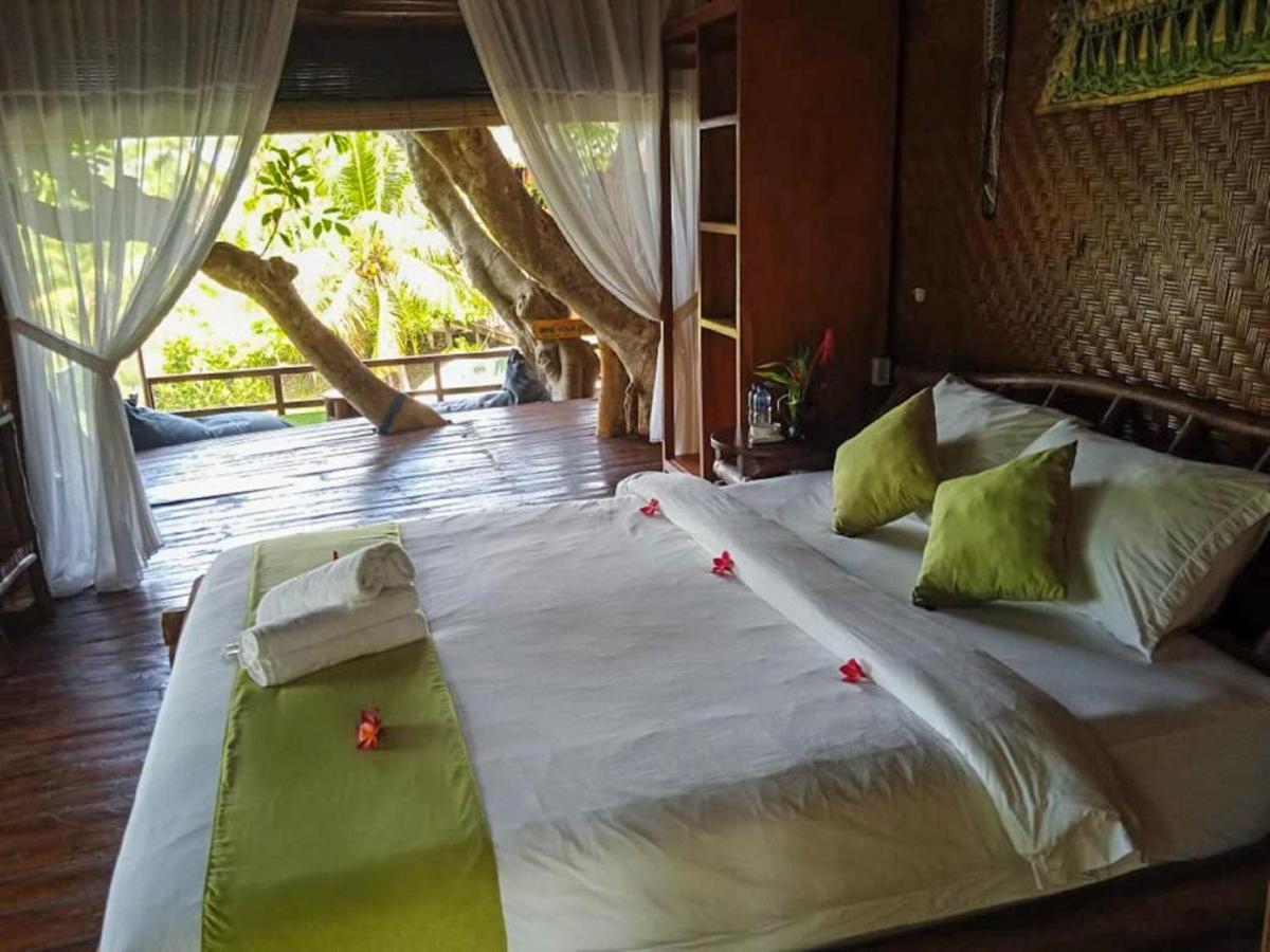 Gading Tree House Villa Batununggul Ngoại thất bức ảnh