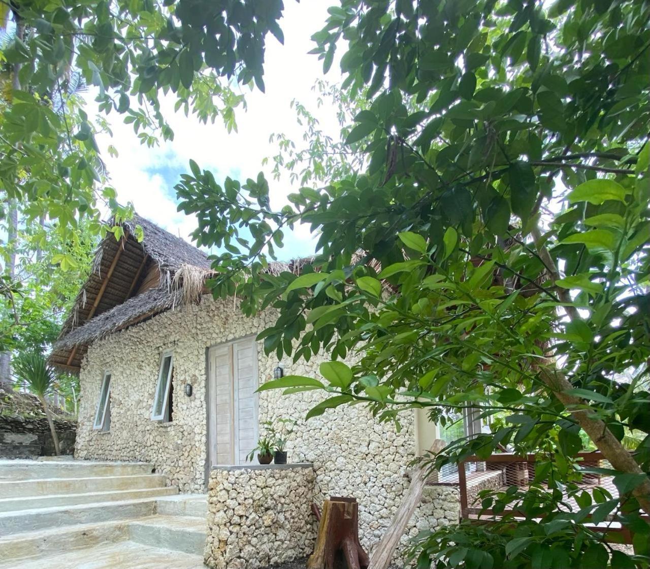 Gading Tree House Villa Batununggul Ngoại thất bức ảnh